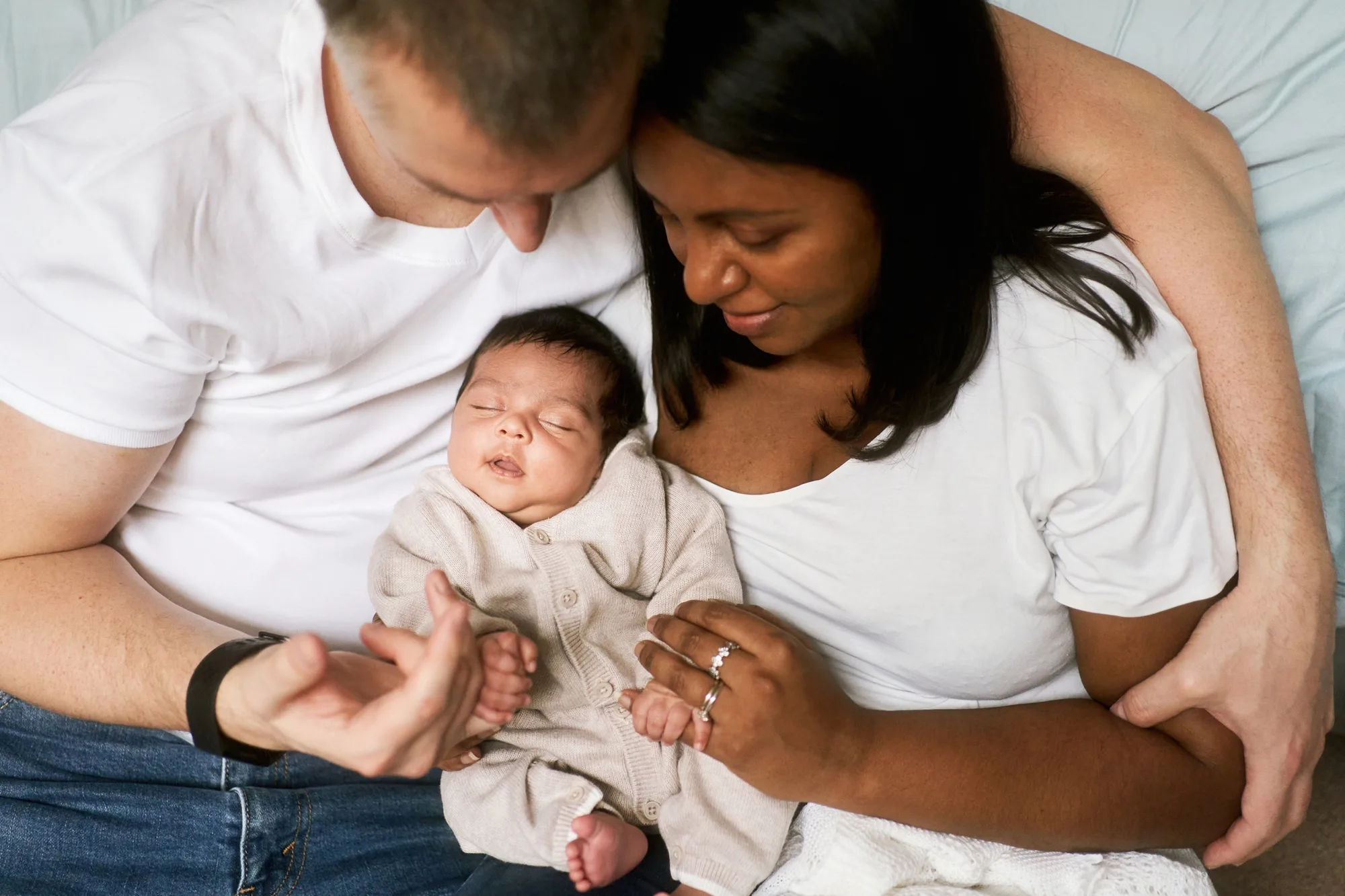 Relaxed newborn session Newcastle upon Tyne natural light